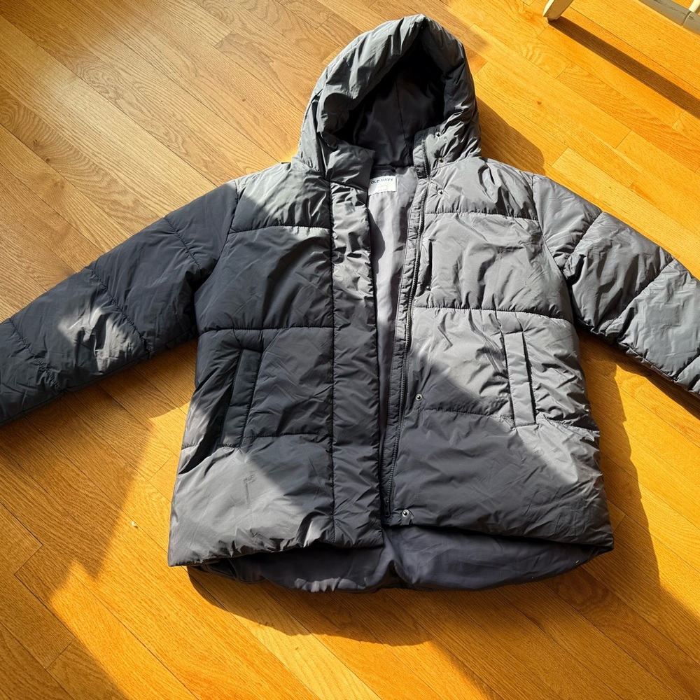 Old Navy Puffer Jacket Grey Hooded Size Large Water Resistant Winter Coat NWOT